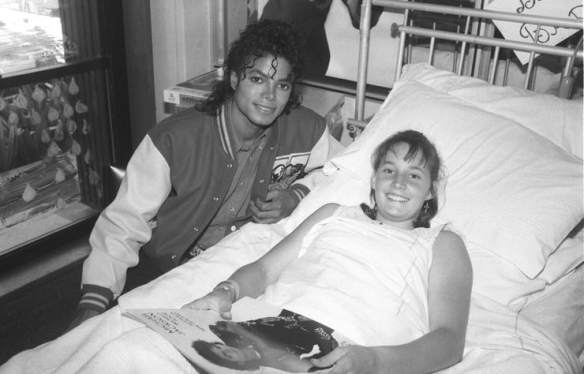 Frasi Di Natale Michael Jackson.L Attivita Umanitaria Di Michael Jackson Scarlet Boulevard